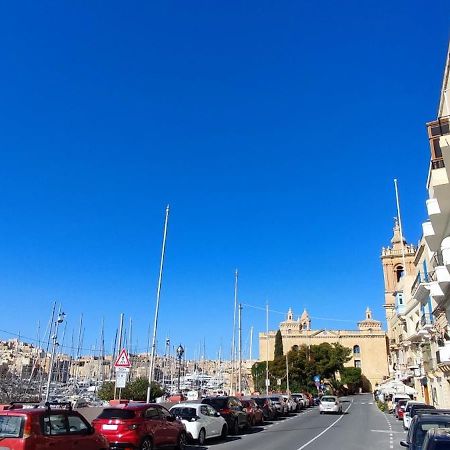Vittoriosa' Seafront 2 Bed Highly Furnished Apartment Exterior foto